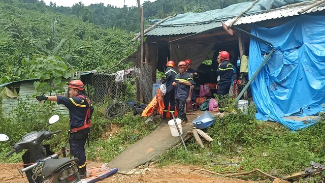 Khung cảnh đổ nát kinh hoàng tại nhà điều hành thủy điện Rào Trăng 3 - Ảnh 9.