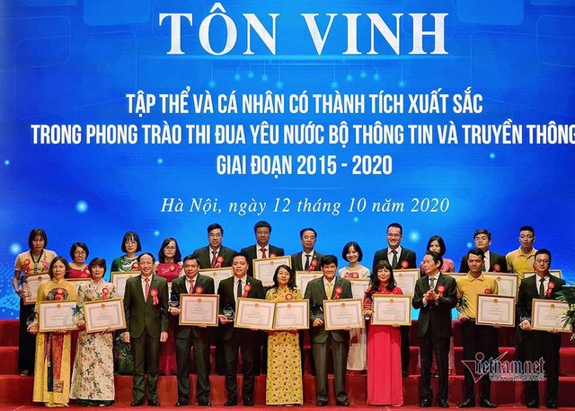 Kỹ sư 8x đưa Việt Nam dẫn đầu công nghệ quản lý tên miền quốc gia theo chuẩn quốc tế - Ảnh 2. Kỹ sư 8x đưa Việt Nam dẫn đầu công nghệ quản lý tên miền quốc gia theo chuẩn quốc tế - Ảnh 2.