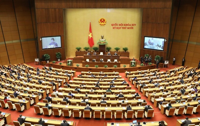 Quốc hội chia sẻ trước những đau thương, mất mát to lớn của đồng bào miền Trung  - Ảnh 2.