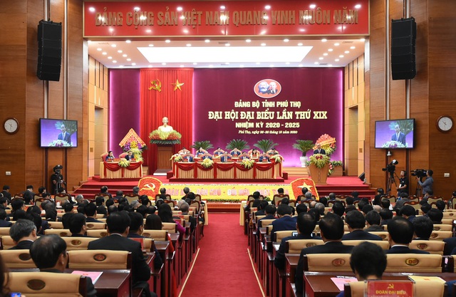 Thủ tướng: Đưa Phú Thọ phát triển đột phá trong nhiệm kỳ tới, xứng danh quê hương Đất Tổ anh hùng - Ảnh 2.