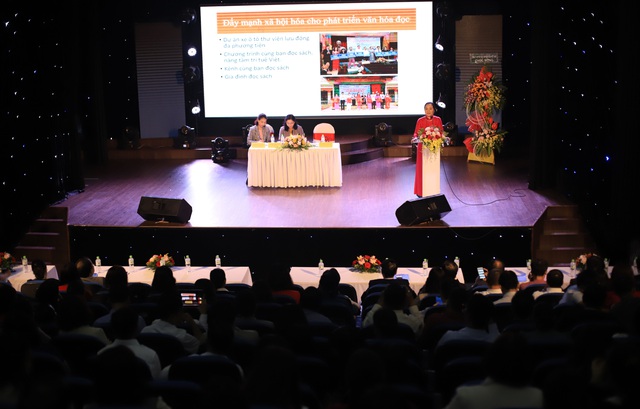 Thứ trưởng Trịnh Thị Thủy dự hội nghị tổng kết 5 năm hoạt động của hệ thống thư viện công cộng - Ảnh 2.
