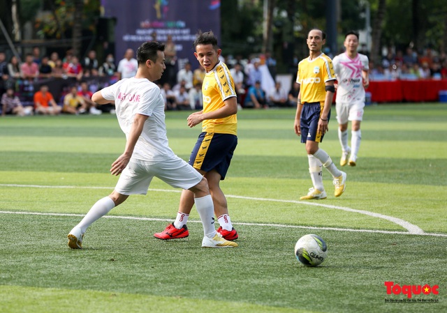 Dàn sao đình đám của bóng đá và showbiz Việt góp mặt ở giải đấu từ thiện vì miền Trung - Ảnh 14.