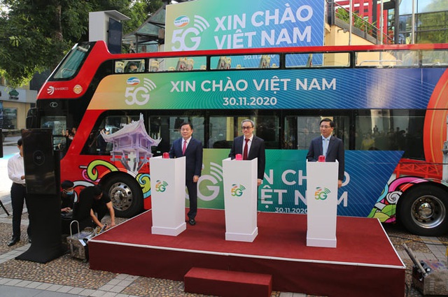 Hà Nội: Người dân tại 3 quận trung tâm đã có thể trải nghiệm dịch vụ 5G - Ảnh 1. Hà Nội: Người dân tại 3 quận trung tâm đã có thể trải nghiệm dịch vụ 5G - Ảnh 1.