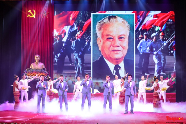 Lễ kỷ niệm 45 năm Quốc khánh nước Cộng hòa Dân chủ Nhân dân Lào  - Ảnh 4.