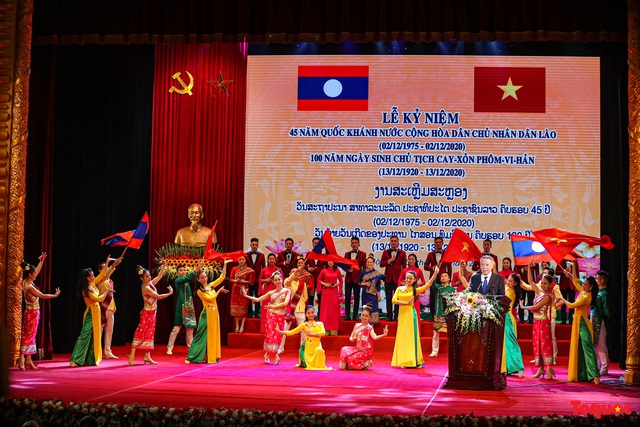 Lễ kỷ niệm 45 năm Quốc khánh nước Cộng hòa Dân chủ Nhân dân Lào  - Ảnh 1.