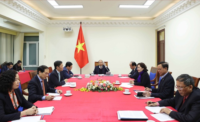 Thủ tướng Nguyễn Xuân Phúc thảo luận với Tổng thống Donald Trump về vụ Mỹ điều tra chính sách tiền tệ Việt Nam - Ảnh 1.