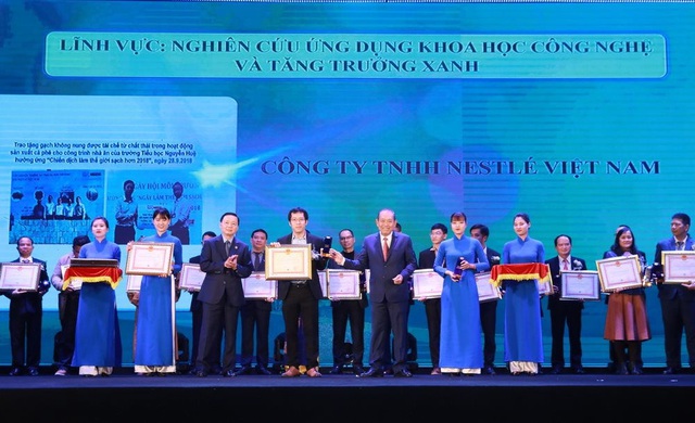 Nestlé Việt Nam vinh dự nhận Giải thưởng Môi trường Việt Nam  - Ảnh 1.
