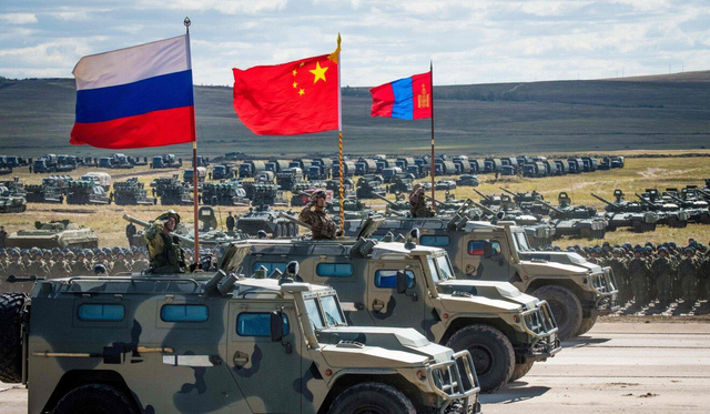 Đại sứ Nga tiết lộ lí do Nga, Trung khó thiết lập liên minh quân sự - Ảnh 1.
