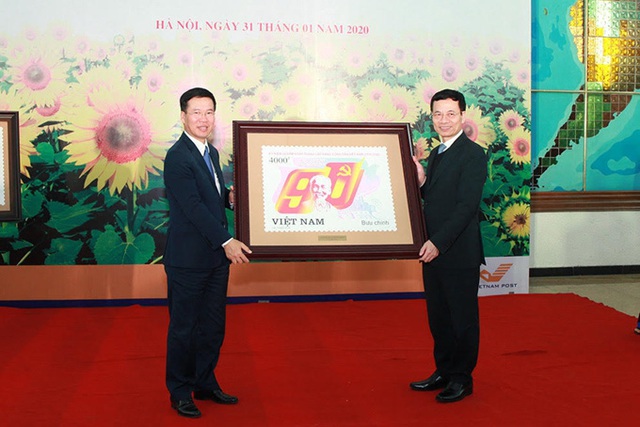 Phát hành bộ tem &quot;Kỷ niệm 90 năm ngày thành lập Đảng Cộng sản Việt Nam&quot;  - Ảnh 1.