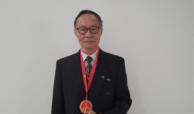 Nhà giáo Chu Mạnh Nguyên: Người truyền cảm hứng tự học khi hơn 70 tuổi nhận bằng Tiến sĩ - Ảnh 1.