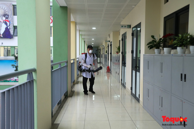 Các trường học trên địa bàn Hà Nội sẽ được vệ sinh, khử trùng để phòng dịch nCoV - Ảnh 1.