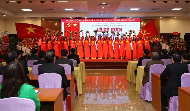 Kỷ niệm 20 năm thành lập Báo điện tử Đảng Cộng sản Việt Nam và đón nhận Huân chương Lao động hạng Nhì - Ảnh 6.