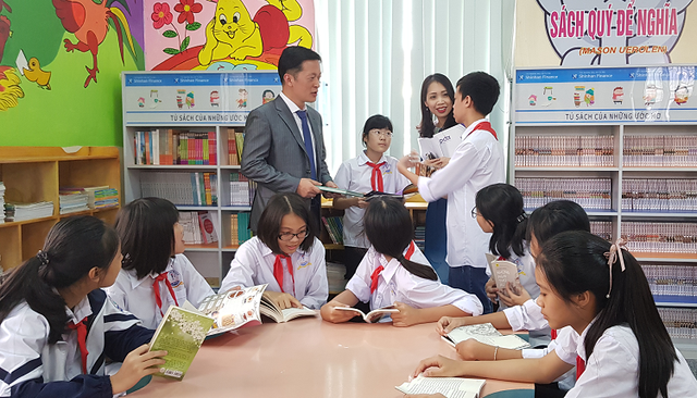 Năm 2020, Bắc Giang phấn đấu thu hút 20.000 lượt bạn đọc đến thư viện - Ảnh 1.