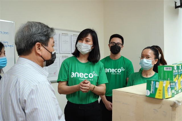 An Phát Holdings tặng cốc giấy sinh học phân hủy hoàn toàn cho khu cách ly Trúc Bạch, Hà Nội - Ảnh 3.