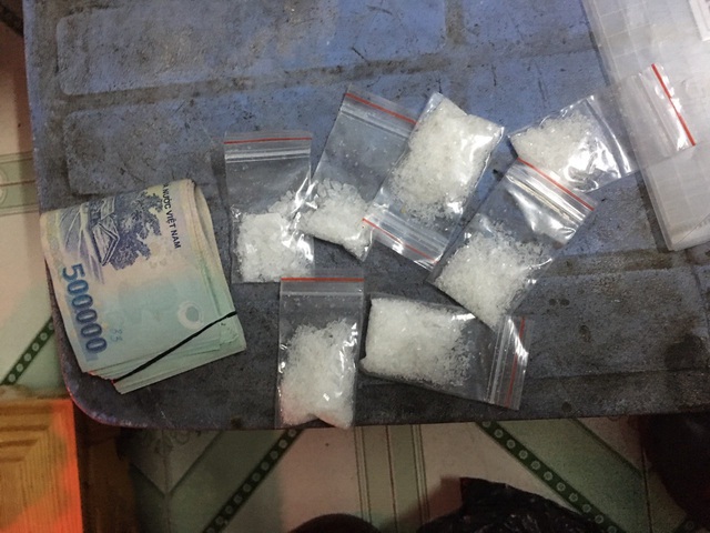 Biên phòng Đà Nẵng bắt đối tượng mua bán, tàng trữ ma túy - Ảnh 2.
