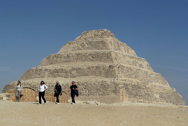 Kim tự tháp cổ xưa nhất trên thế giới được mở cửa trở lại sau 14 năm - Ảnh 1.