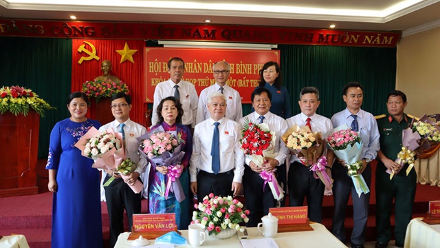 Thủ tướng phê chuẩn nhân sự UBND tỉnh Bình Phước - Ảnh 1.