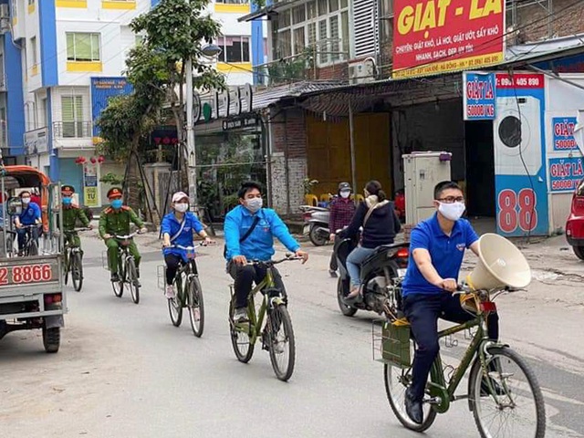 Công an Hà Nội nỗ lực tuyên truyền, xử lý vi phạm phòng, chống dịch Covid-19 - Ảnh 4.