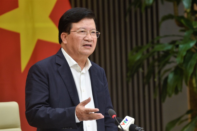 Phó Thủ tướng yêu cầu tạm ứng hạn ngạch 100.000 tấn gạo để gỡ khó cho doanh nghiệp xuất khẩu - Ảnh 1.