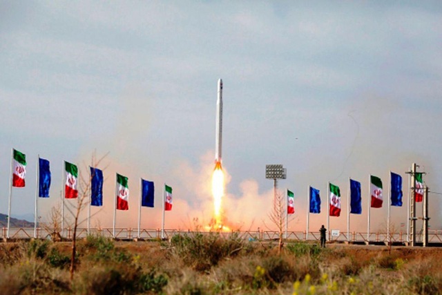 Mỹ cảnh giác vệ tinh Iran hơn sự đe dọa từ tên lửa - Ảnh 1.