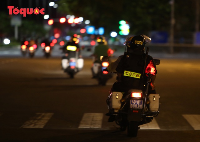 Cảnh sát xuyên đêm phòng chống đua xe trái phép - Ảnh 20.