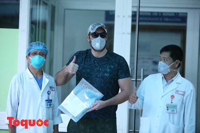 Thêm một bệnh nhân Covid-19 ở Đà Nẵng khỏi bệnh và cho xuất viện - Ảnh 3.