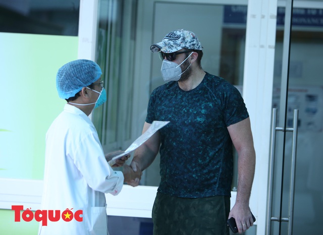 Thêm một bệnh nhân Covid-19 ở Đà Nẵng khỏi bệnh và cho xuất viện - Ảnh 2.