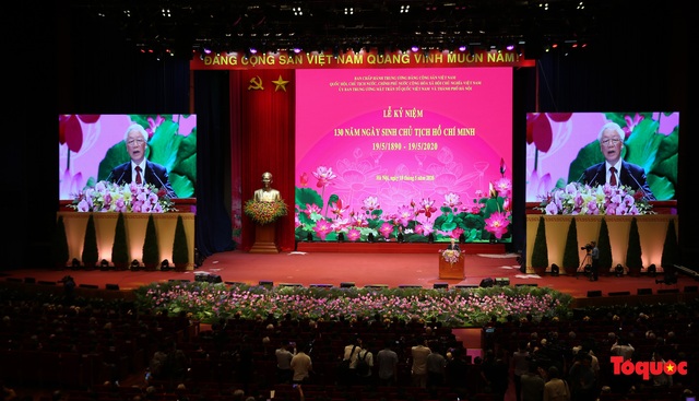 Long trọng kỷ niệm 130 năm Ngày sinh Chủ tịch Hồ Chí Minh: Nguyện kế tục trung thành và xuất sắc sự nghiệp vĩ đại của Người - Ảnh 4.