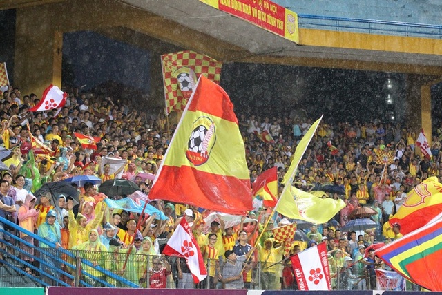 CLB Nam Định chờ quyết định mở cửa đón khán giả vào sân - Ảnh 1.