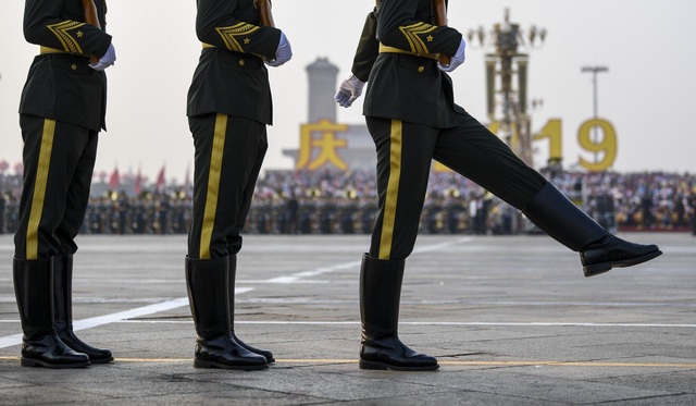 Sức mạnh quân đội Trung Quốc trong bước ngoặt hối thúc ngân sách lớn hơn  - Ảnh 2.