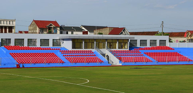 Sân nhà CLB Hồng Lĩnh Hà Tĩnh được phép đón khán giả vào sân trong trận ra quân tại Cup Quốc gia 2020 - Ảnh 1.