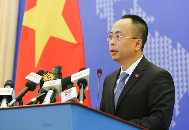 Việt Nam phản ứng thông tin Trung Quốc thu hoạch rau tại Biển Đông - Ảnh 1.