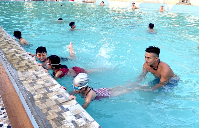 Tổ chức Lễ phát động toàn dân tập luyện môn bơi, phòng, chống đuối nước tỉnh Tuyên Quang năm 2020 - Ảnh 1. Tổ chức Lễ phát động toàn dân tập luyện môn bơi, phòng, chống đuối nước tỉnh Tuyên Quang năm 2020 - Ảnh 1.