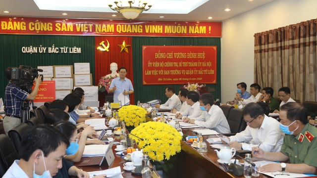 Bí thư Thành ủy Hà Nội: Cần nhận diện cơ hội, khó khăn để tìm hướng đi đúng  - Ảnh 1.