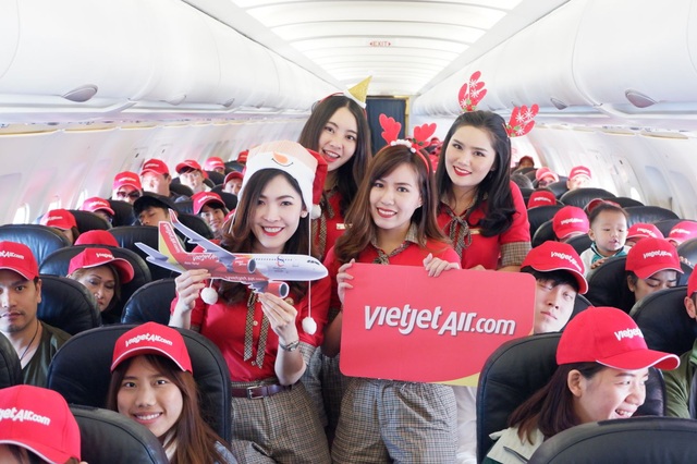 
Vietjet là hãng hàng không đầu tiên khai thác trở lại tại sân bay Phuket -Thái Lan từ ngày 13/06/2020
 - Ảnh 1.