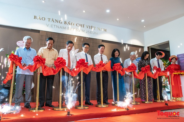 Bảo tàng Báo chí Việt Nam chính thức đón khách tham quan - Ảnh 1.