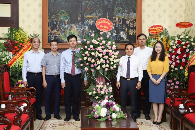 Thứ trưởng Bộ VHTTDL Lê Quang Tùng chúc mừng các cơ quan báo chí nhân ngày 21/6 - Ảnh 2.