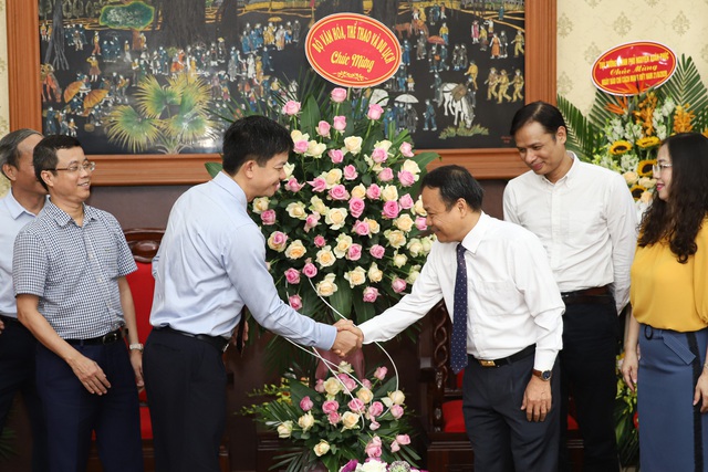 Thứ trưởng Bộ VHTTDL Lê Quang Tùng chúc mừng các cơ quan báo chí nhân ngày 21/6 - Ảnh 3.