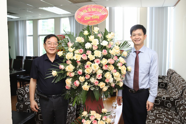 Thứ trưởng Bộ VHTTDL Lê Quang Tùng chúc mừng các cơ quan báo chí nhân ngày 21/6 - Ảnh 6.