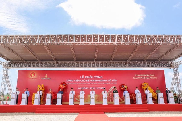Thủ tướng Nguyễn Xuân Phúc dự lễ khởi công công viên chủ đề VinWonders Vũ Yên lớn nhất Việt Nam - Ảnh 4.
