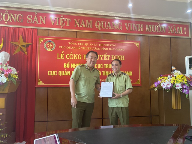 Ông Lê Quang Tú được bổ nhiệm làm Phó Cục trưởng Cục QLTT Bắc Giang - Ảnh 1.