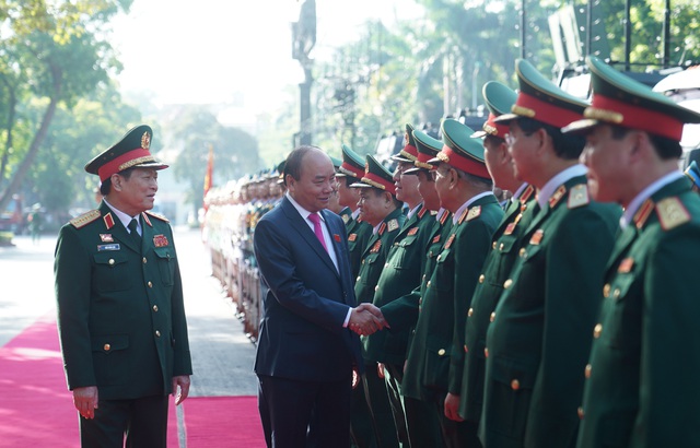 Thủ tướng Nguyễn Xuân Phúc dự Đại hội Thi đua Quyết thắng toàn quân - Ảnh 1.