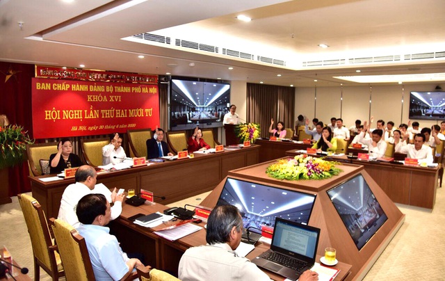 Đảng bộ Hà Nội tập trung thảo luận xem xét nhiều nội dung quan trọng - Ảnh 2. Đảng bộ Hà Nội tập trung thảo luận xem xét nhiều nội dung quan trọng - Ảnh 2.