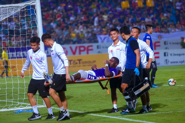 Chùm ảnh: Màn ra mắt ấn tượng của Rimario trong màu áo Hà Nội FC sau quãng thời gian dài chấn thương - Ảnh 11.