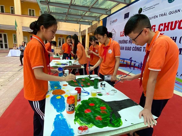 Trường học đầu tiên của Hà Nội được hỗ trợ công trình điện mặt trời mái nhà - Ảnh 4.