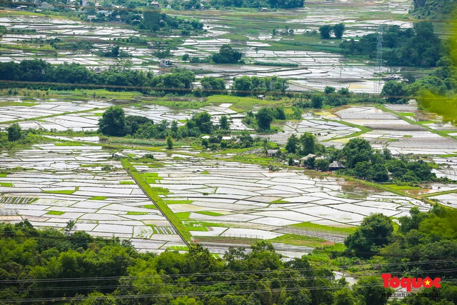 Có một Mộc Châu đẹp lạ mùa nước đổ - Ảnh 2.