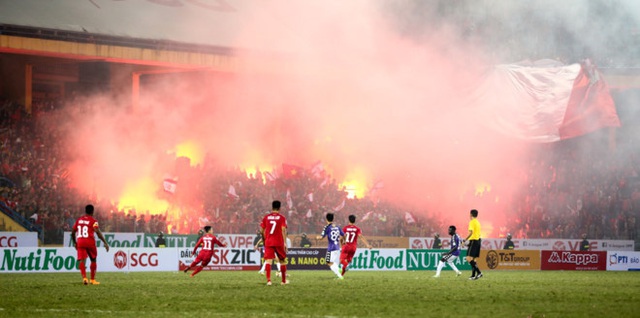 Hà Nội FC - CLB Hải Phòng: Tăng cường an ninh, liệu có hết pháo sáng? - Ảnh 1.