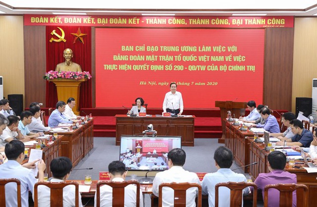 Bà Trương Thị Mai: Ban Dân vận và Mặt trận Tổ quốc cần phối hợp chặt chẽ để mang tiếng nói của các tầng lớp nhân dân đến với Đại hội Đảng - Ảnh 2.