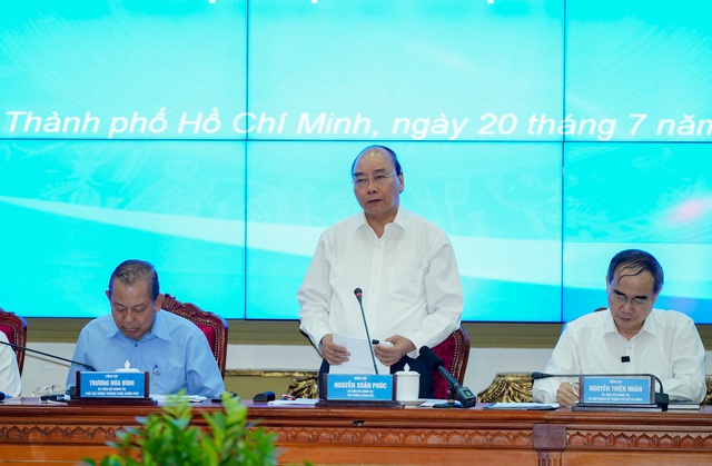 Thủ tướng khuyến khích TP Hồ Chí Minh thúc đẩy kinh tế ban đêm - Ảnh 1.