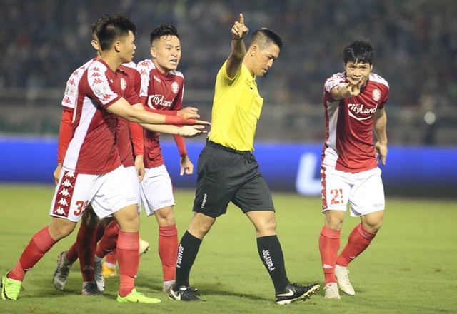 Trưởng Ban Trọng tài Dương Văn Hiền: &quot;Sẽ mời chuyên gia tâm lí về hỗ trợ công tác tập huấn trọng tài&quot; - Ảnh 1.